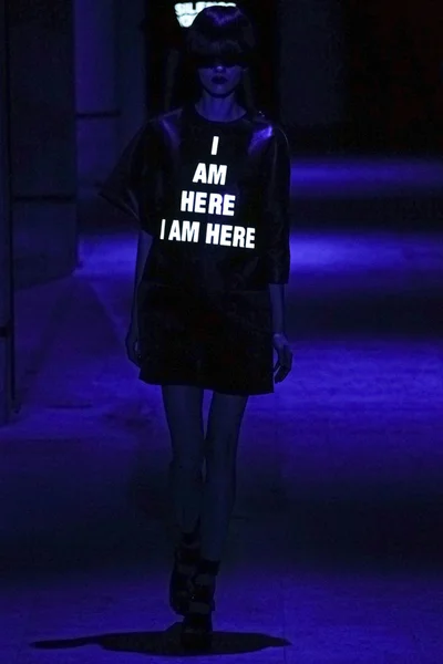 Look 37